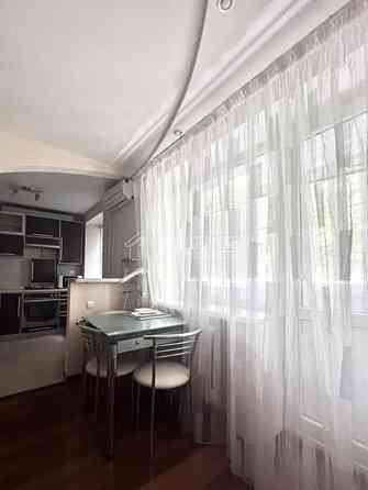 Продаж Квартира 1-кімнатна, 2/5 поверх на вул. Науки Харків