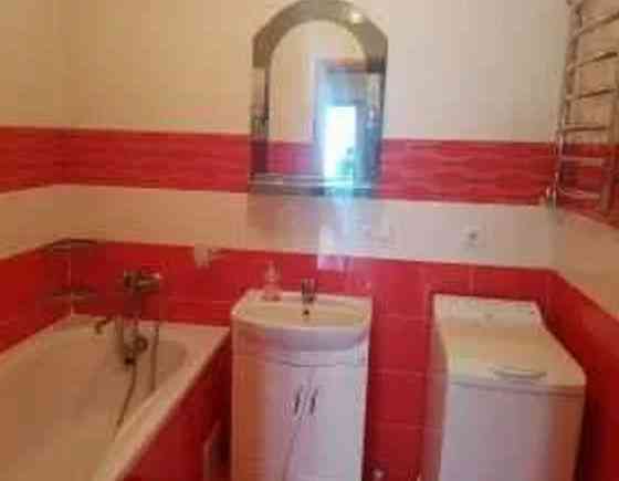 2 кімнатна квартира, вул. Ніжинська, Соломянський район Kiev