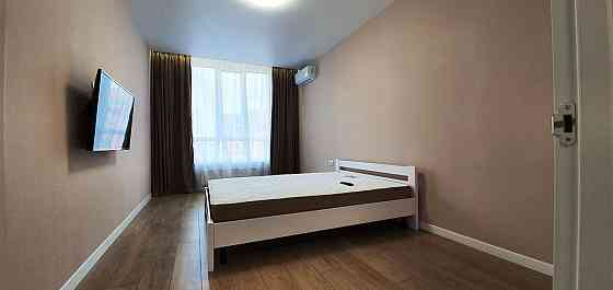 Оренда Квартира 1-кімнатна, 23/25 поверх на Каховская ул., 62 Київ