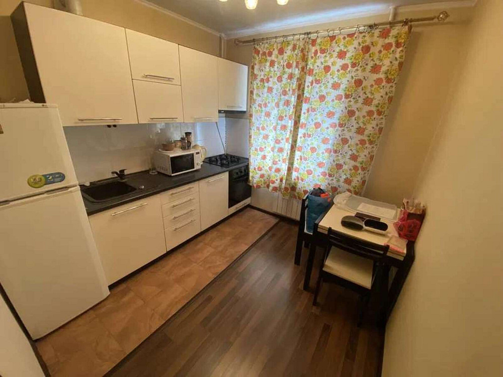 Оренда Квартира 1-кімнатна, 1/9 поверх на Харьковское шоссе Київ - фото 1