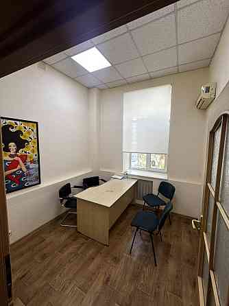 Оренда офісне приміщення на Володимирська вул., 11 поверх - 2/4 Kiev