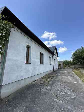 Продаж Будинок на Вишнева 