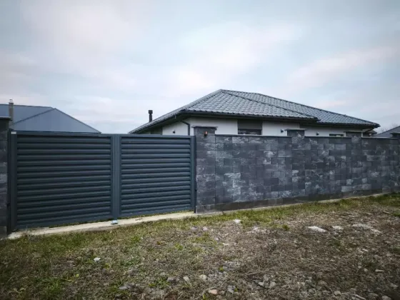 Продаж 1-поверховий Будинок з ділянкою 4 сот 120 кв.м 3 кімн. на Чеська Ужгород