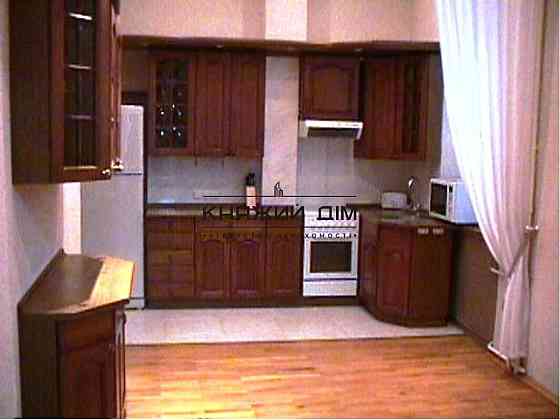 Продаж шикарної 4-х к.кв. біля метро Площа Українських Героїв по вул. Антоновича. Код об'єкту №: 21115386 Київ