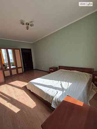 Оренда Квартира 1-кімнатна, 15/25 поверх на Урлівська, 23В Киев