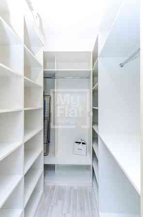 Оренда Квартира 3-кімнатна, 3/27 поверх на вул. Коновальца Евгения Kiev