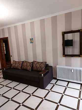 Оренда Квартира 2-кімнатна, 2/9 поверх Киев