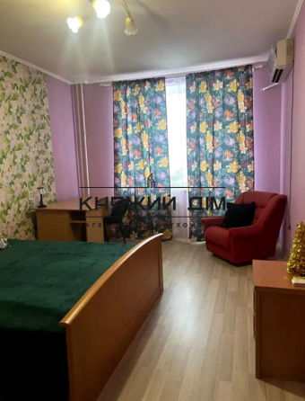 Оренда Квартира 3-кімнатна, 15/22 поверх на Пчелки Елены ул. Киев