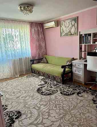 Продам 2х кімнатну сталінку. центр 57 кв.м. Кропивницький