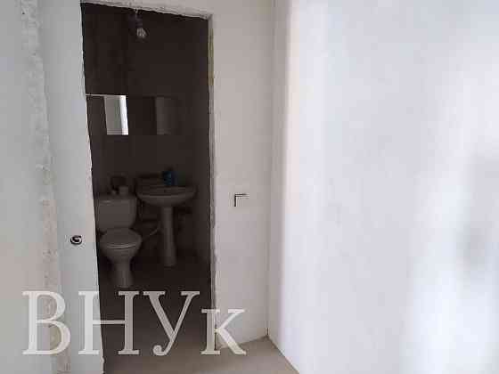 Продаж Квартира 3-кімнатна, 5/5 поверх на вул. Лисенка М. Ternopil'