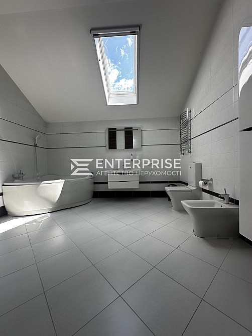 Оренда 2-поверховий Будинок з ділянкою 12 сот 250 кв.м 7+ кімн. на Князя Святослава вул.  - фото 17