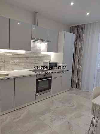 Оренда Квартира 1-кімнатна, 20/25 поверх на Шолуденко ул. Kiev