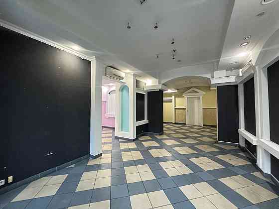 Оренда офісне приміщення на вул. Бельведерська поверх - 1 Ивано-Франковск