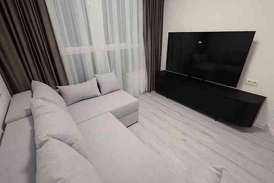 Продаж Квартира 1-кімнатна, 10/16 поверх на Заболотного Академіка вул., д. 148в Kiev