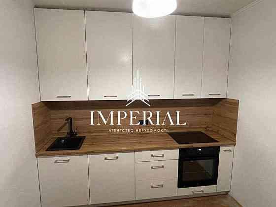 Продаж 3к Квартира 82 кв.м Глушкова Академіка вул. Kiev