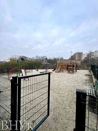 Продаж Квартира 1-кімнатна, 10/10 поверх на вул. Володимира Великого Тернополь