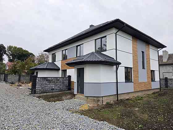 Продаж Будинок 4-кімнатний на вул. Малорівненська Рівне