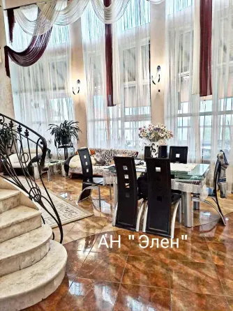 Продаж 3-поверховий Будинок з ділянкою 8.9 сот 520 кв.м 5 кімн. на вулиця Маріупольська, 52 Одеса