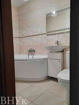 Продаж Квартира 3-кімнатна, 6/9 поверх на Конякіна Луцьк