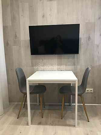 Продаж Квартира 1-кімнатна, 6/9 поверх на вул. Авіахімічна Kharkiv