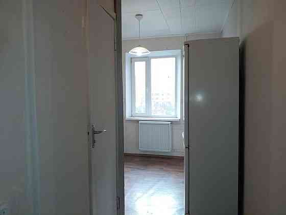 Продаж Квартира 2-кімнатна, 3/10 поверх на Вишняковская, 8 Киев