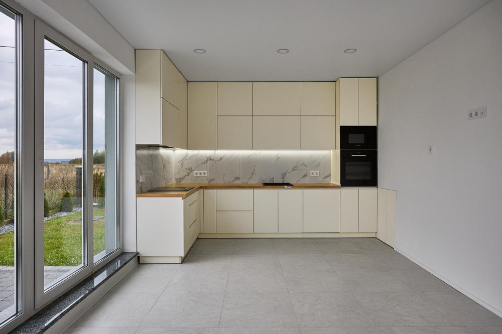 Продаж 2-поверховий Будинок з ділянкою 3.2 сот 110.8 кв.м 3 кімн. на Жасминова вул. Чишки (Мостиський район) - фото 6