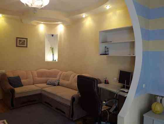 Оренда Квартира 1-кімнатна, 13/20 поверх на ул. Российская, 64 Київ