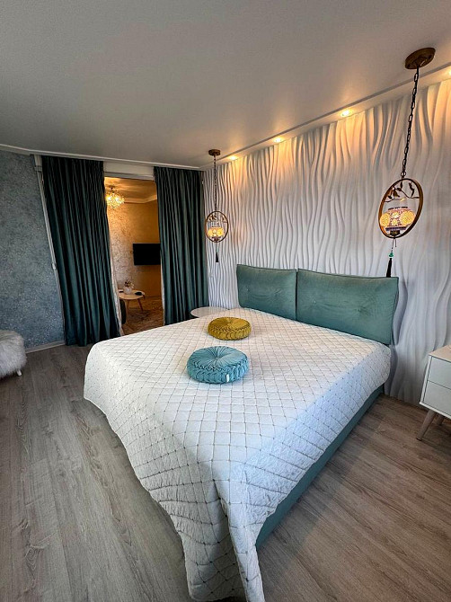 Продаж Квартира 2-кімнатна, 27/27 поверх на Валерія Лобановського вул., д. 4-Г Київ - фото 2