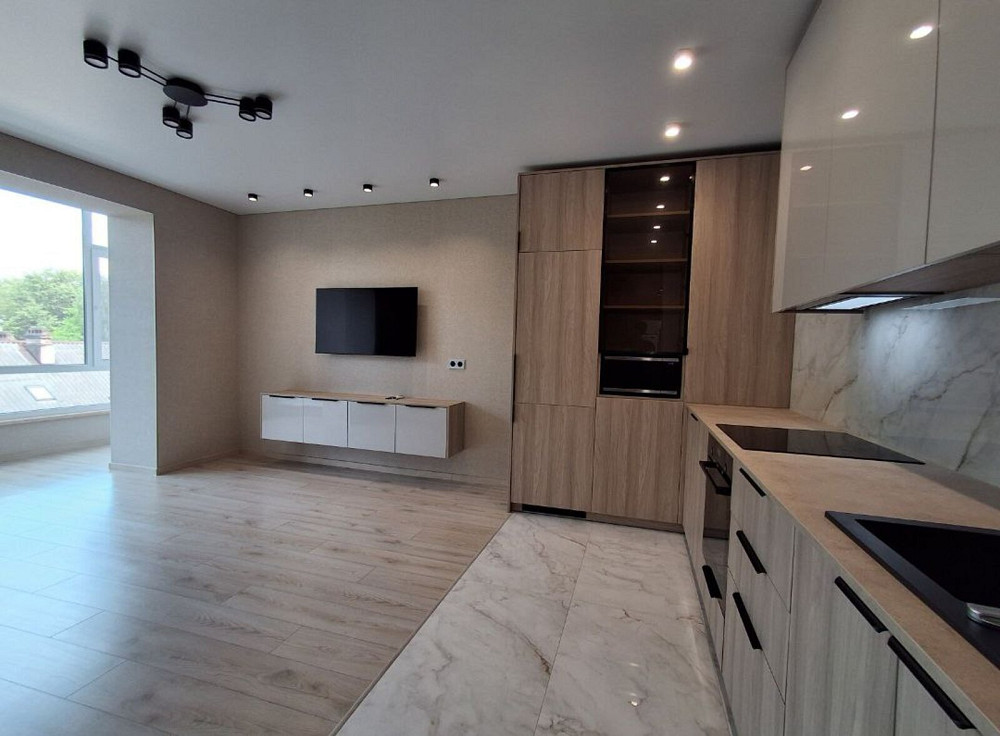 Продаж Квартира 3-кімнатна на Августина Волошина Івано-Франківськ - фото 1