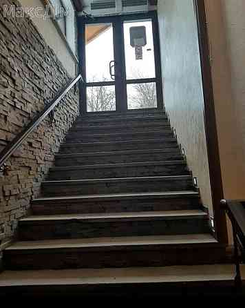 Оренда Будинок 7-кімнатний на вул. Захисників України Ternopil'