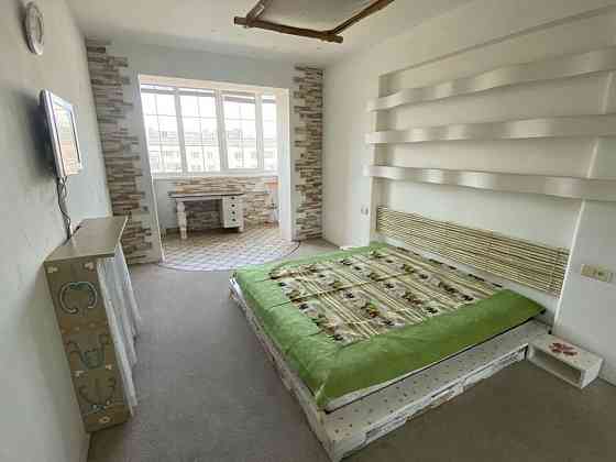 Оренда Квартира 3-кімнатна, 9/16 поверх на Тростянецкая ул., 49 Київ