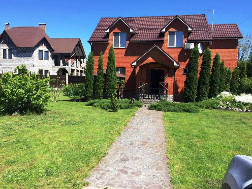 Продажа 2-х этажного дома в с. Подгорцы. № 2210677  - фото 1