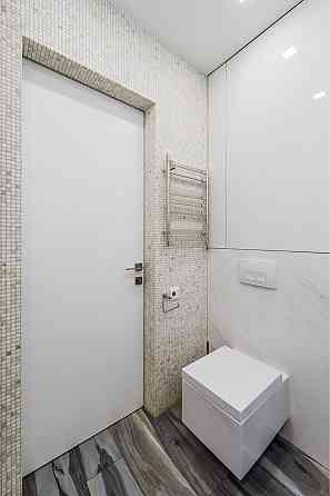 Продаж Квартира 3-кімнатна, 19/21 поверх на Василя Липківського (раніше Урицького) вул., д. 16в Киев