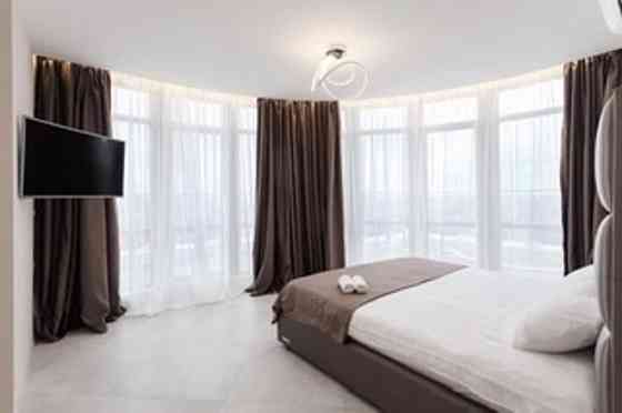 Оренда Квартира 1-кімнатна, 21/22 поверх на Генуэзская ул., 24д/к4 Одесса