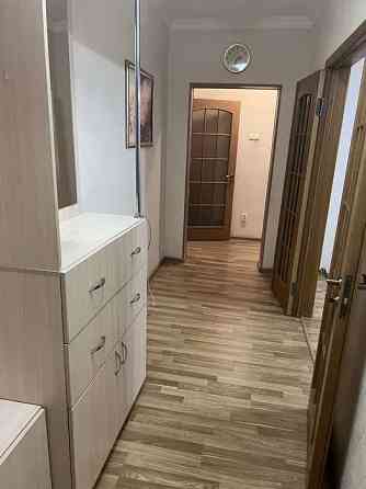 Оренда Квартира 3-кімнатна, 21/22 поверх Київ