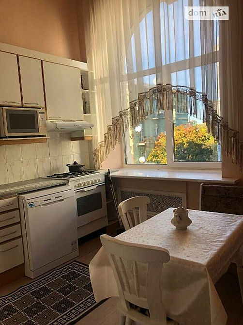 Оренда Квартира 3-кімнатна, 5/5 поверх на ул. Михайловская Київ - фото 1