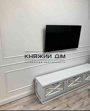 Оренда Квартира 2-кімнатна, 6/8 поверх на Грушевского Михаила ул. Киев