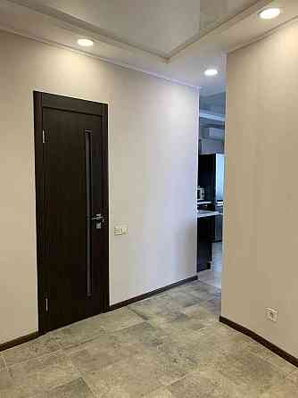 Оренда Квартира 1-кімнатна, 21/25 поверх на Пчілки, 8 Kiev