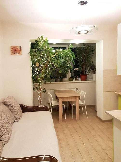 Оренда Квартира 1-кімнатна, 8/9 поверх на Драгоманова, 7а Київ - фото 1