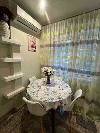 Оренда Квартира 1-кімнатна, 2/6 поверх на Метрологічна, 109а Киев