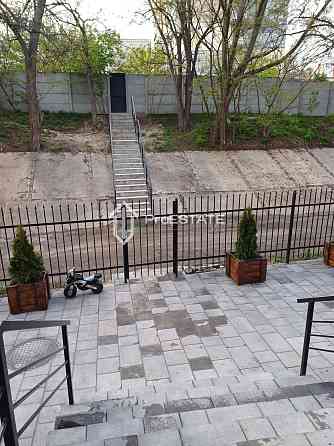 Продаж Квартира 2-кімнатна, 3/4 поверх Київ