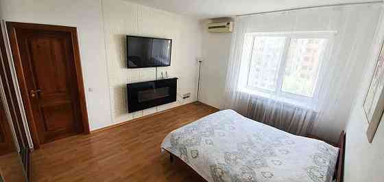 Оренда Квартира 2-кімнатна, 6/16 поверх на ул. Анны Ахматовой Kiev