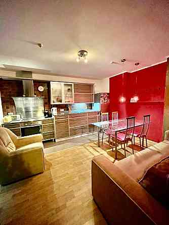 Оренда Квартира 1-кімнатна, 14/31 поверх на Гришка Михайла, 9 Киев