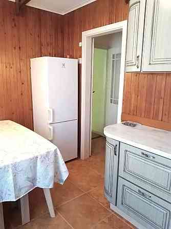 Оренда Квартира 3-кімнатна, 7/14 поверх на вул. Дениса Антипова, 10 Киев