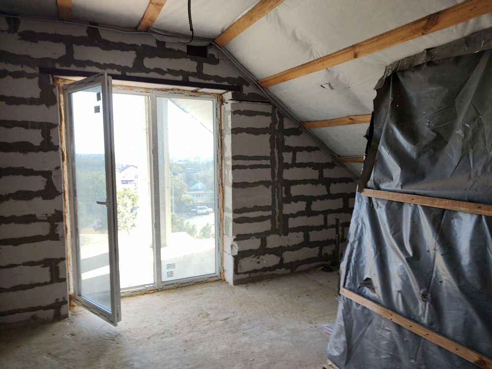 Продам. Неоконченное строительство. Молодижне - изображение 6