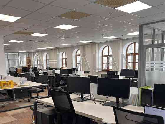 Оренда офісне приміщення на Сагайдачного Петра вул., 33 приміщень - 8, поверх - 6/6 Київ