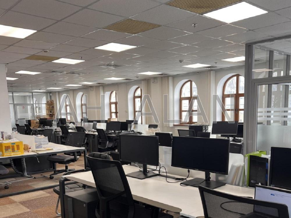 Оренда офісне приміщення на Сагайдачного Петра вул., 33 приміщень - 8, поверх - 6/6 Київ - фото 1