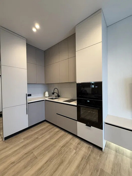 Продаж Квартира 1-кімнатна, 27/33 поверх на Андрія Верхогляда, 14а Київ - фото 3