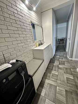 Продаж Квартира 3-кімнатна, 8/9 поверх на Берестейський вул., д. 148/1 Київ