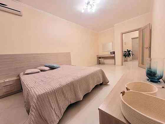 Оренда Квартира 1-кімнатна, 16/25 поверх на ул. Урловская Kiev